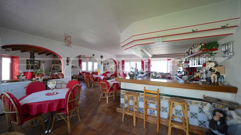 Foto 69fc2583-53ff-487e-a92a-40af9c84f8d9. Local comercial a Pego