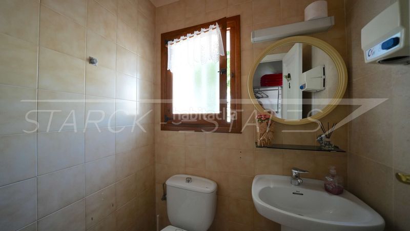 Foto 92970f4c-9aea-45a9-a4b9-3ad5317af849. Local comercial a Pego