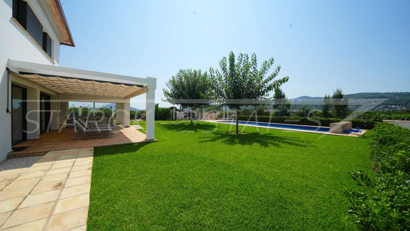 Foto abb24fcc-3ef3-4ebd-ba16-83942f43940c. Residential plot in Sanet y Negrals