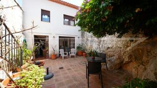 Casa adossada a Benidoleig