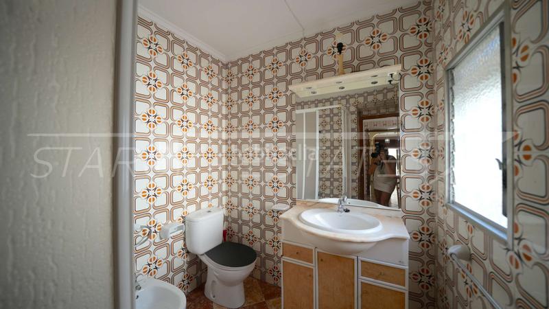 Foto 30bb6fca-a7b3-43c5-a97d-6c0aa9ef075f. Casa adossada a Sanet y Negrals