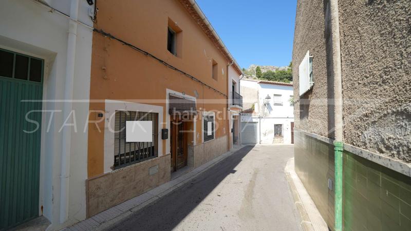 Foto f9e7f38a-261a-4f32-b144-b38dd4e2f17f. Maison jumelée dans Sanet y Negrals