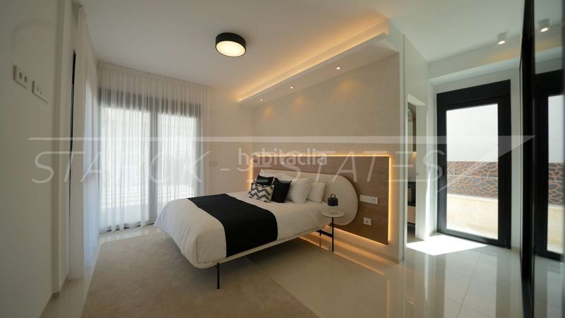 Foto ab5b73d0-a2e2-4d79-a871-6f4a7c305ff4. Casa amb piscina a Centro de la Ciudad Quesada Rojales