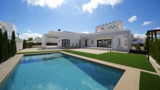 Chalet à Centro de la Ciudad Quesada. Elegancia moderna y estilo de vida mediterráneo en ciudad quesad