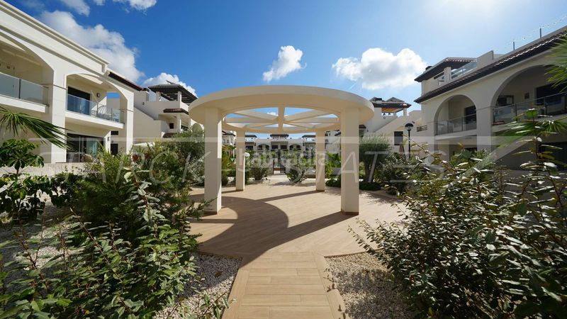 Foto 1449f419-f1a4-4cb5-a12c-6a59e42497c1. Apartament amb piscina a Centro de la Ciudad Quesada Rojales