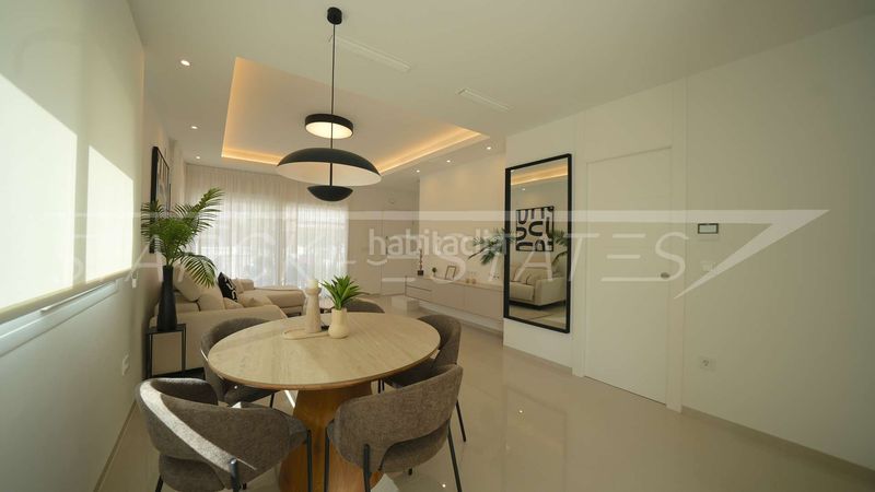 Foto 1d8927d8-38d1-4af1-bd32-d7ba7a280ade. Casa amb piscina a Centro de la Ciudad Quesada Rojales