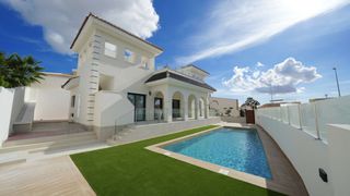 Chalet in Centro de la Ciudad Quesada. Exclusiva villa de lujo mediterránea en ciudad quesada  eleganci