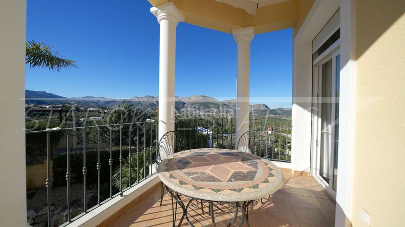 Foto c71e4edb-a837-4771-9b33-1fa07cf211ba. Casa amb xemeneia piscina a Orba