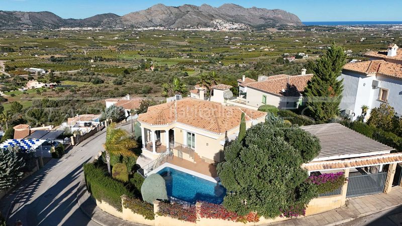Foto c76da7fd-23bd-4731-9785-498a6f71f9ad. Casa amb xemeneia piscina a Orba