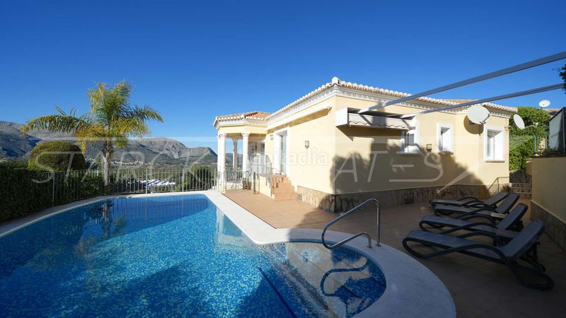 Foto cae820f8-2910-433e-ba23-01a9bc783ff1. Casa amb xemeneia piscina a Orba
