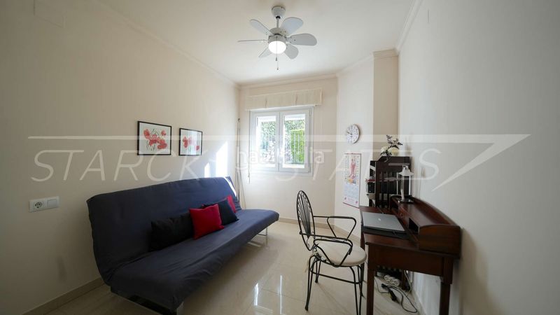 Foto dee8de37-53b9-40dc-9c93-bf4a9c3d950d. Casa amb xemeneia piscina a Orba