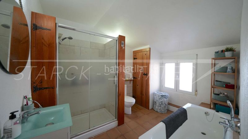 Foto 401e56e6-5a6a-4496-919f-b5ef6220abf9. Casa adossada amb xemeneia a Benidoleig