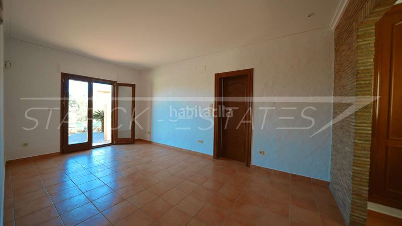 Foto 01c9d717-8179-4dfb-8d9c-d6f352017a74. Casa amb xemeneia piscina a Centro Urbano Dénia