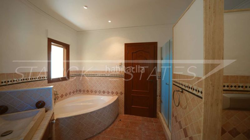 Foto 4f90e1e2-0b90-49a8-889c-fa2aeb3fbc54. Casa amb xemeneia piscina a Centro Urbano Dénia