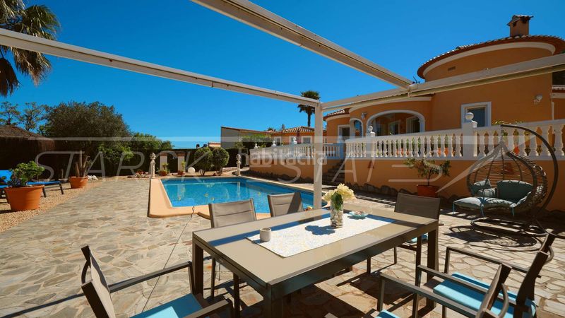 Foto 66726241-f239-4e3d-80f1-738d7cba6047. Casa amb xemeneia piscina a Orba