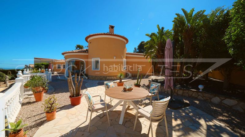 Foto e9f32c10-8ddd-46e4-9b82-23837ea47ebc. Casa amb xemeneia piscina a Orba