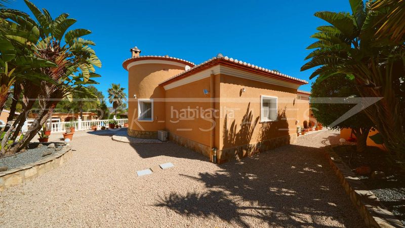 Foto eea83a65-551f-469a-abe1-d60cd4e5b991. Casa amb xemeneia piscina a Orba