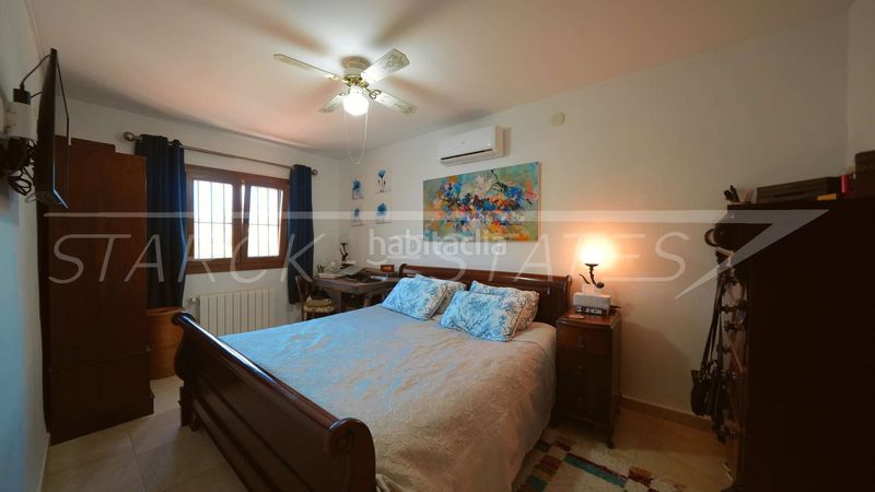 Foto 179cefdd-f71d-4570-94d7-2c3409a91bd3. Casa amb xemeneia piscina a Orba