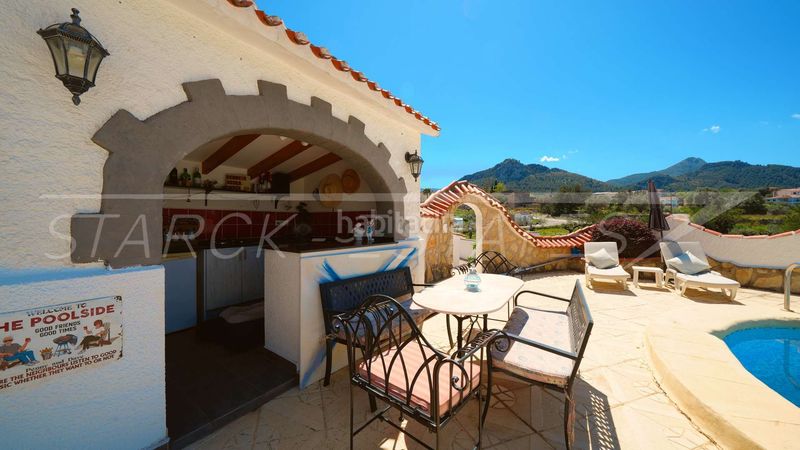 Foto 3ef9aa3d-fbab-421f-8784-faabceb4fd84. Casa amb xemeneia piscina a Orba