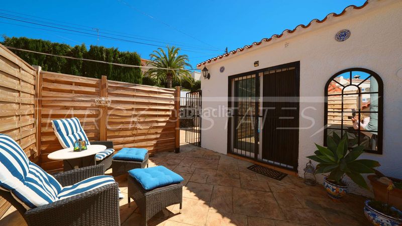 Foto 9fd3a2e8-d3fc-4643-9201-ddc977213823. Casa amb xemeneia piscina a Orba