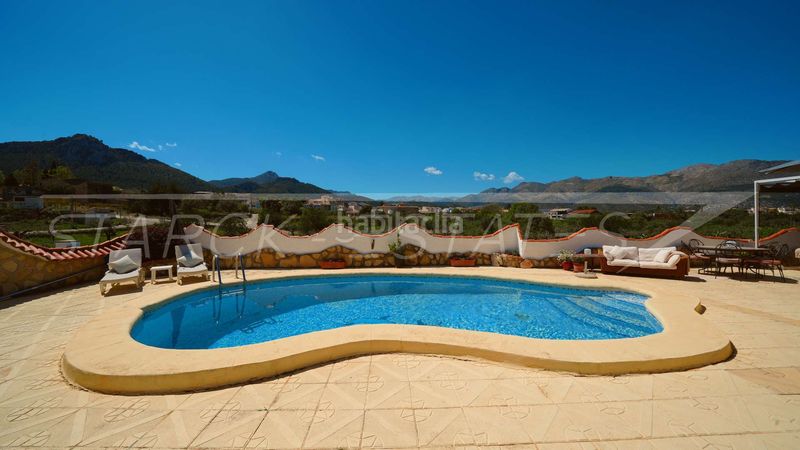 Foto cbeb38c9-4741-44d3-a3a1-9d5ad898099c. Casa amb xemeneia piscina a Orba