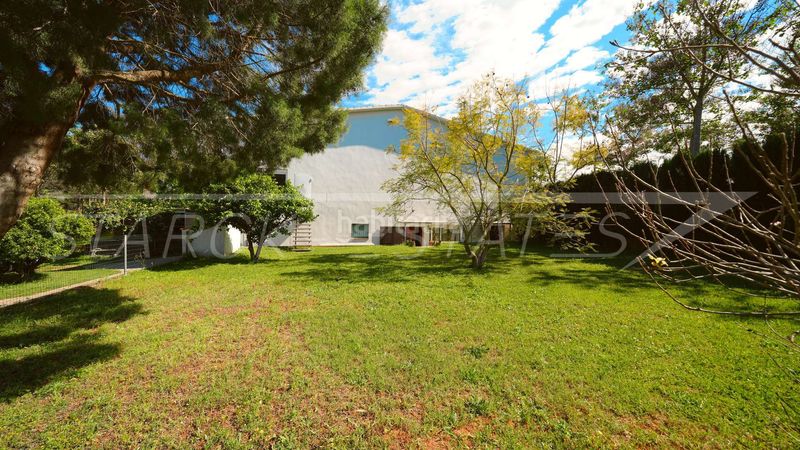 Foto 800568ab-7b46-4f96-b868-c62f4eed59a9. Terreny residencial a Centro Pedreguer