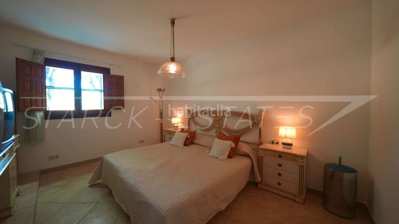 Foto b88bddeb-cac8-4d5a-8c5a-74ba9efa5acf. Terreny residencial a Centro Pedreguer