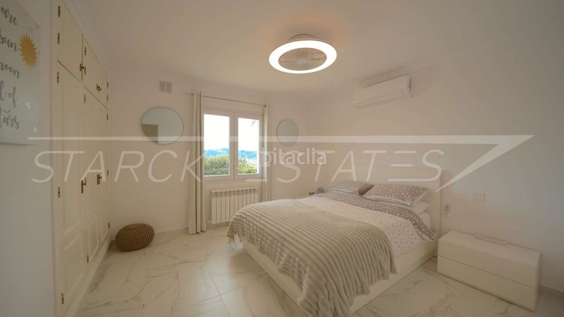 Foto 7f711c07-c487-4536-80b8-4134038f8238. Casa amb xemeneia piscina a Centro Ciudad Xàbia