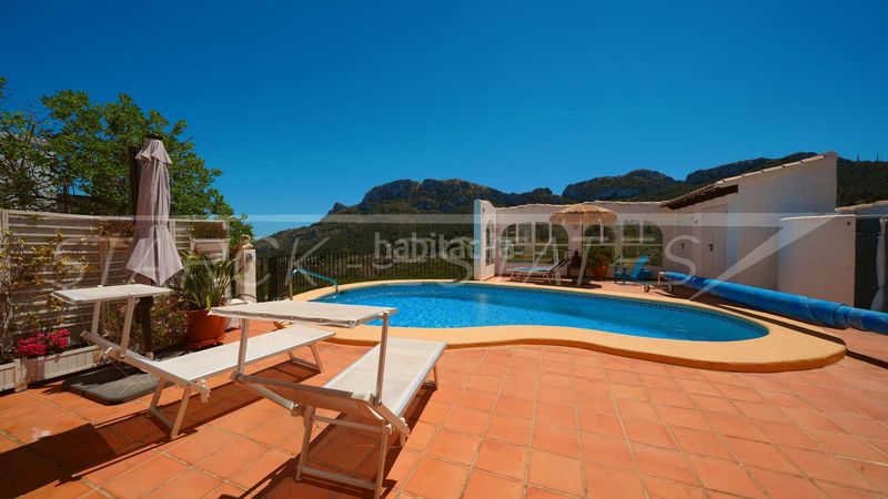 Foto 1ce3e36a-1703-4174-9f77-248fc25edcef. Casa amb xemeneia piscina a Vall de Ebo
