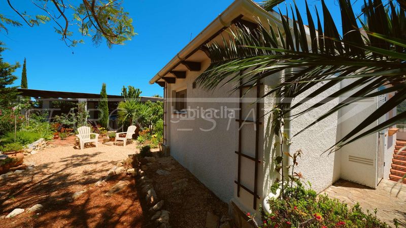 Foto f22e5881-1ad1-46f4-81d7-a24564cb962d. Casa amb xemeneia piscina a Vall de Ebo