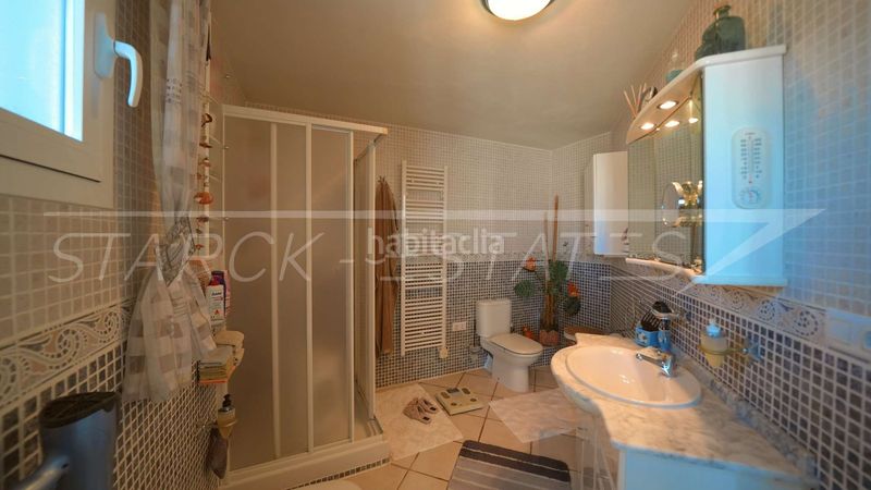 Foto 44695ac3-524c-429c-bc43-10f1efd30539. Casa con piscina in Poblets (els)
