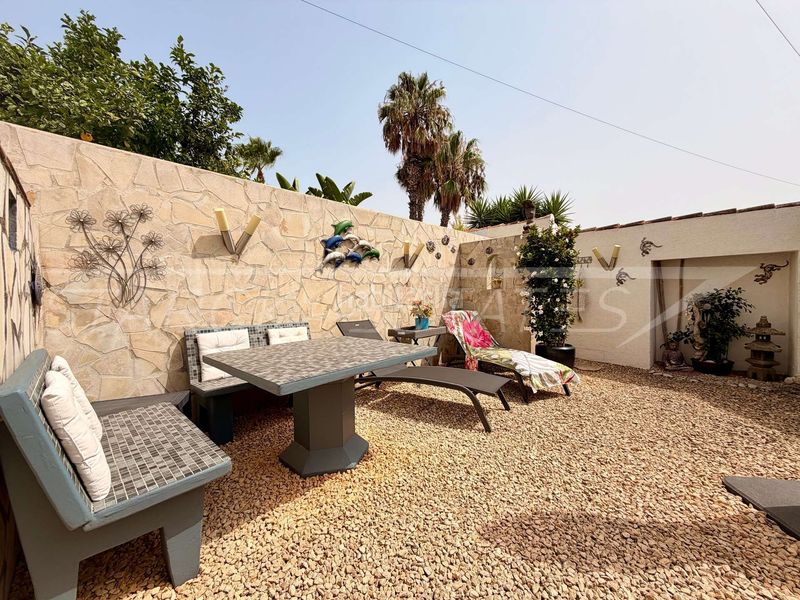 Foto 55a1f675-fdc9-400b-884d-59e2dd8bf37d. Casa amb piscina a Poblets (els)