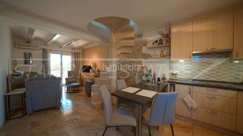 Foto 6a774730-00e3-49c2-9981-6edda4a91574. Haus mit pool in Poblets (els)
