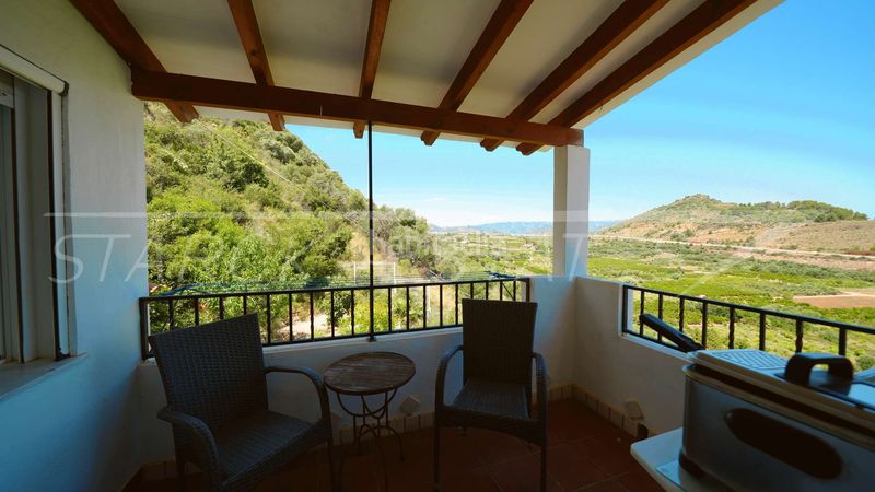 Foto 5a86bb02-fc2a-4042-8328-e0e224e40689. Casa amb xemeneia piscina a Oliva pueblo Oliva