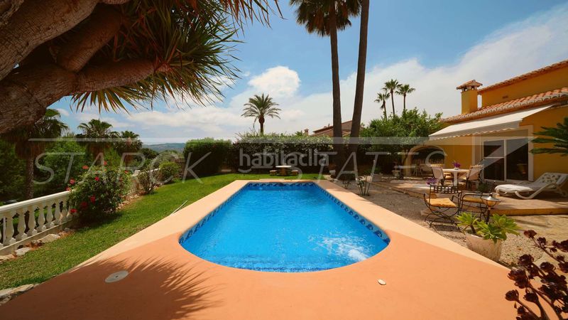 Foto 139a3b71-7cc9-4778-9389-11aedae7a3f5. Casa amb xemeneia piscina a Beniarbeig