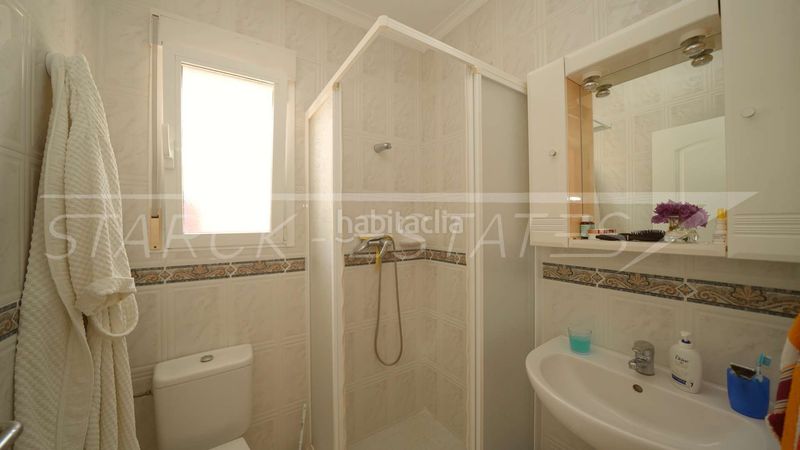 Foto 522c8d97-e037-4f2c-a9de-ac4e334e7c1e. Casa amb xemeneia piscina a Beniarbeig