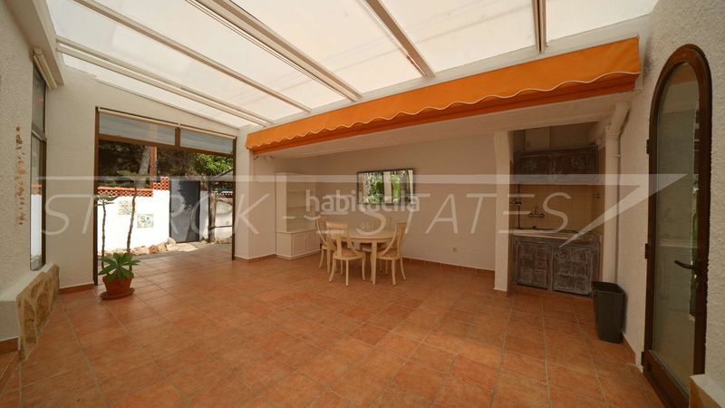 Foto 3e16190c-56be-4507-90e5-551761048b7a. Casa amb xemeneia piscina a Poblets (els)