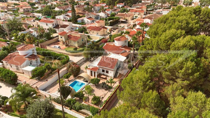 Foto 4c383b6a-fe18-4c72-899b-3f3bb08e326a. Casa amb xemeneia piscina a Poblets (els)