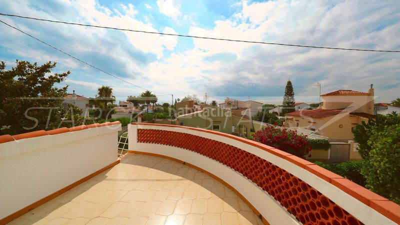 Foto 53041daf-45f8-4696-b3c2-b86fd0c6c707. Casa amb xemeneia piscina a Poblets (els)