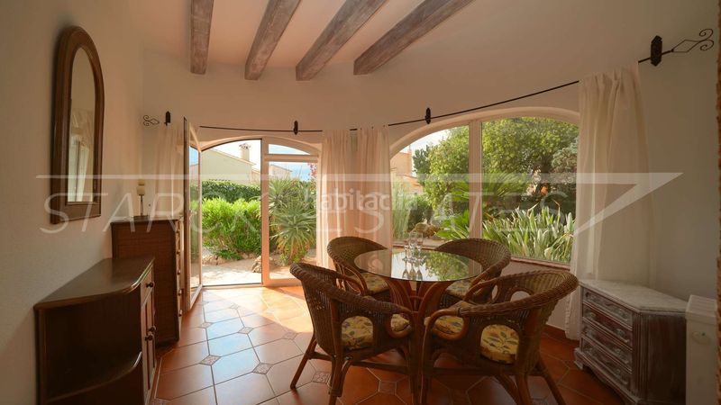 Foto 65544a35-a245-4804-9553-0dd9e39dad6d. Casa amb xemeneia piscina a Poblets (els)
