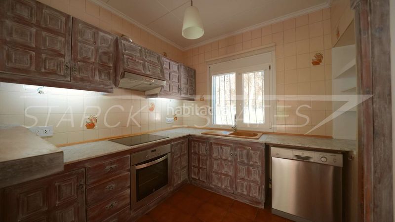 Foto 6f902c7d-018a-42c8-a73a-8c6313d8ac6f. Casa amb xemeneia piscina a Poblets (els)