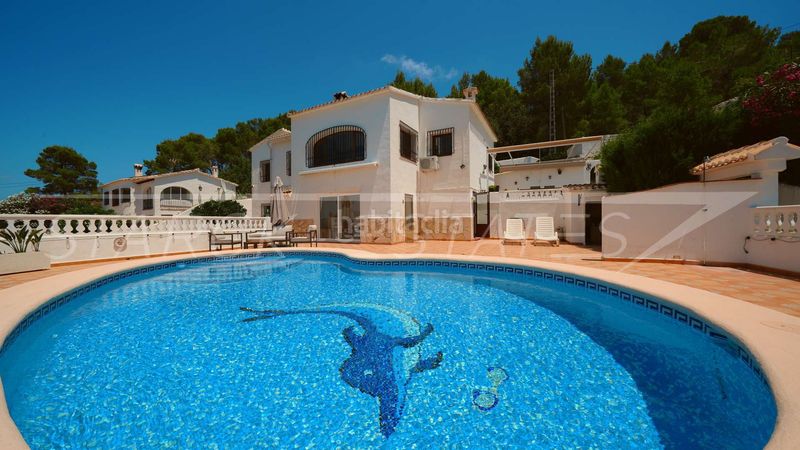 Foto e1b7b127-9eee-4ca7-8c7f-31a498f88477. Casa en Benidoleig