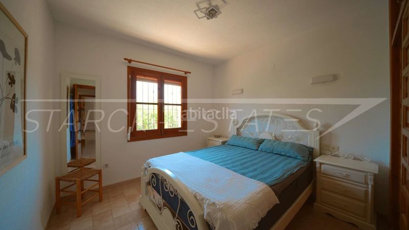 Foto 025a6aac-c201-4e20-988a-731c61f7f65b. Casa amb xemeneia a Poblets (els)