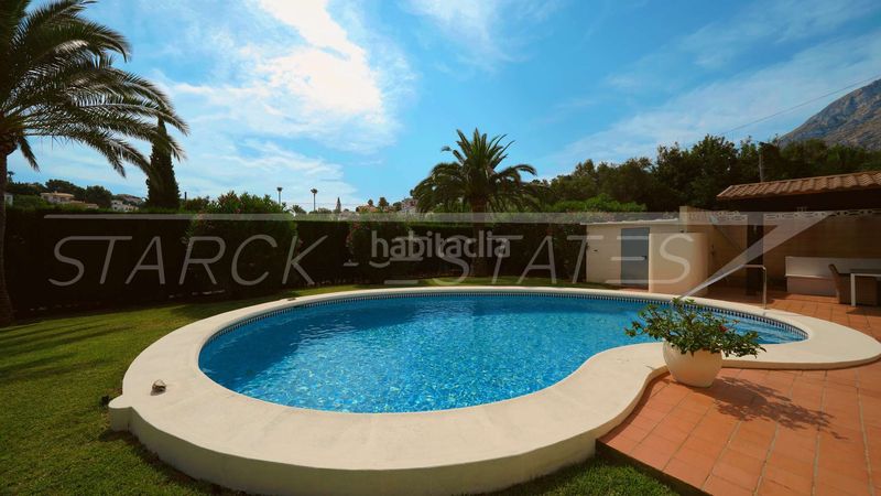 Foto 3bc4a7e5-ef12-4c26-a6ab-dd7a00e9f961. Casa amb xemeneia piscina a Centro Urbano Dénia