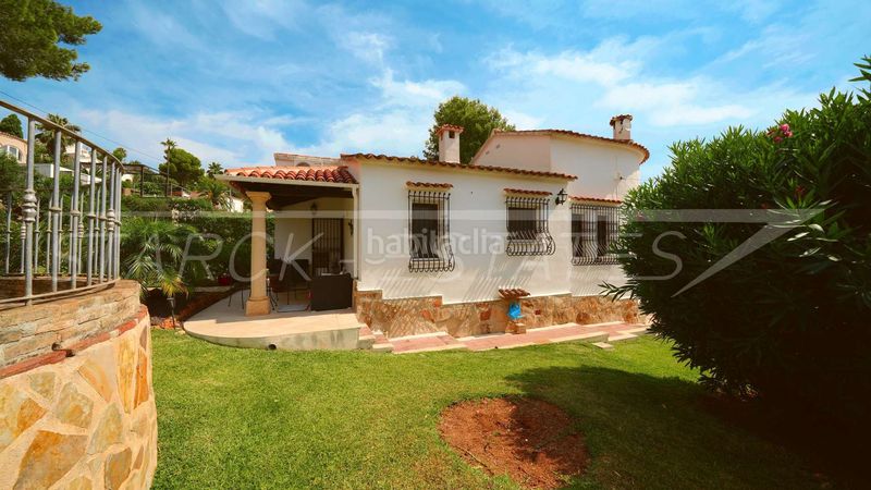 Foto 5103c507-6afd-4191-8796-7160bc31de65. Casa amb xemeneia piscina a Centro Urbano Dénia