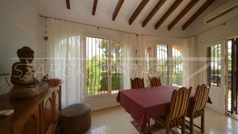 Foto f9a263cb-416d-48cb-98fc-2b63ff0bb771. Casa amb xemeneia piscina a Centro Urbano Dénia