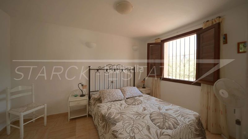 Foto c0ec84b7-0bfa-4e79-ab5d-0499adfadc12. Casa amb xemeneia piscina a Atzúbia (L´)