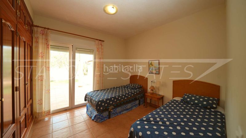 Foto 06a0c78b-4d32-41e6-8799-cb0fbd63deb0. Casa amb piscina a Sanet y Negrals