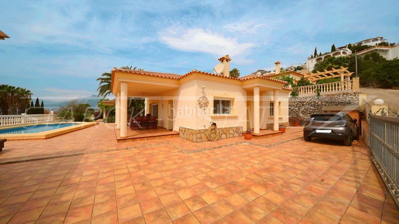 Foto 7672290c-d44b-444d-bd5e-b173dc277dab. Casa amb piscina a Sanet y Negrals