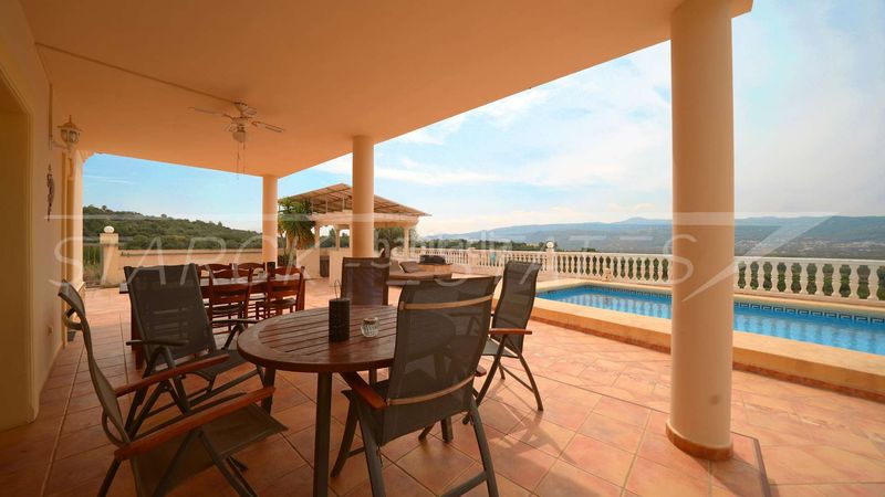 Foto d8c83b33-e477-46b1-977c-0ef2c0acaa3a. Casa amb piscina a Sanet y Negrals